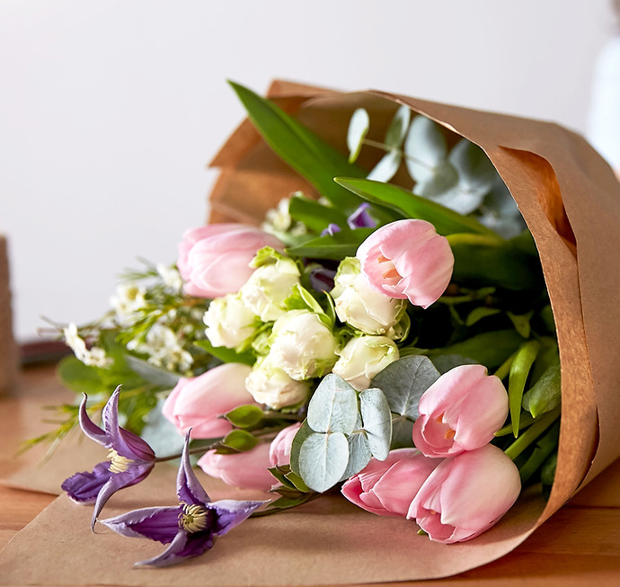 Flower Bouquet Assembly