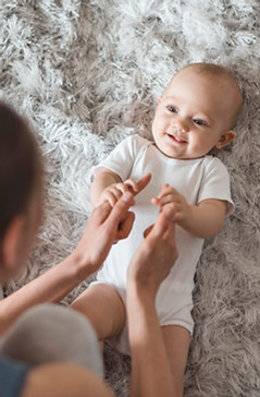 Bébé jouant ensemble
