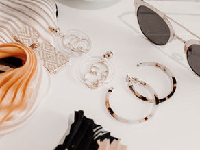 DÉCOUVRE LES ACCESSOIRES PHARES DE TON ÉTÉ