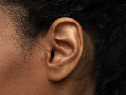 Escucha al Dios Sabio y Poderoso