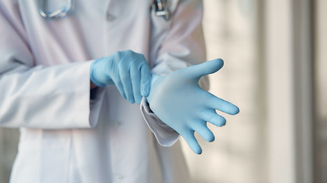Physician team during patient handoff care transition hospital duty hours reform
