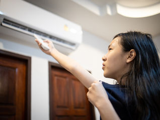 4 Easy Tips To Cool Down The Temperature Of A Room Fast