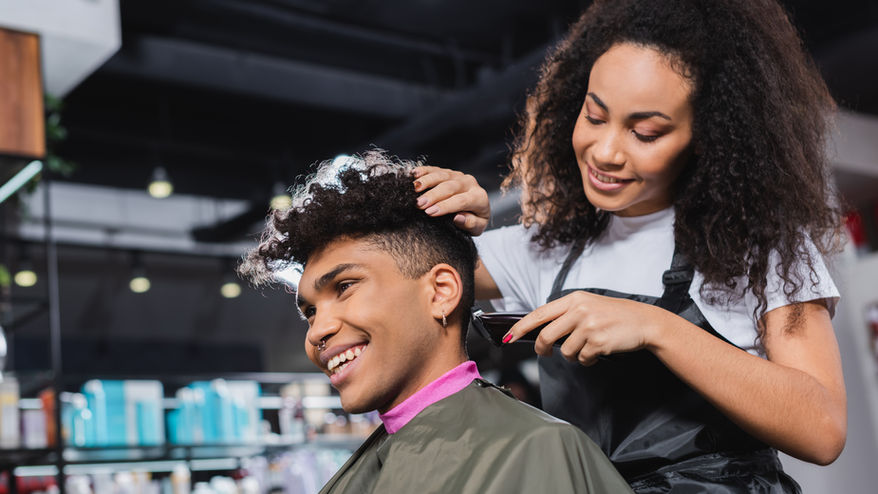 Trixies Inspires the Next Generation of Beauty Professionals