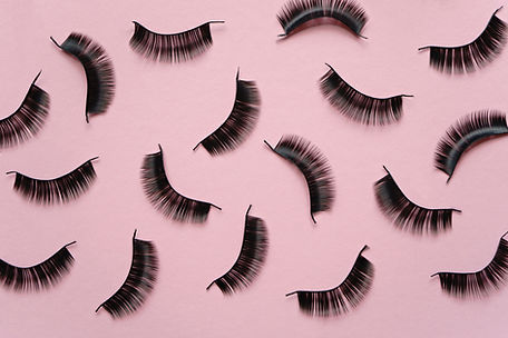 False Eyelashes Layout
