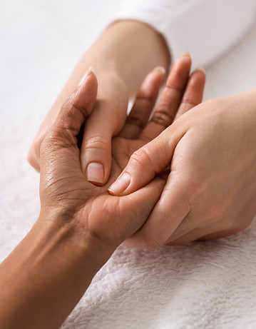 Massage des mains en entreprise
