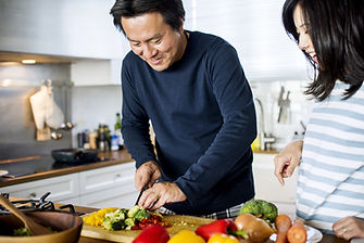 夫妻一起做飯
