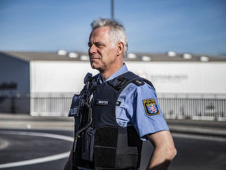 VG Aachen, 07.10.2020 - 1 L 677/20: Einstellungszusage in den Polizeidienst hinfällig nach Anzeige