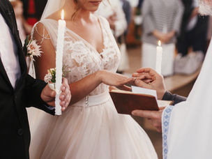 Legal vs Symbolic Destination Wedding: What’s the Difference?