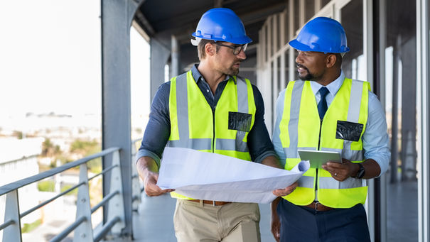 Gerentes de sitios de construcción