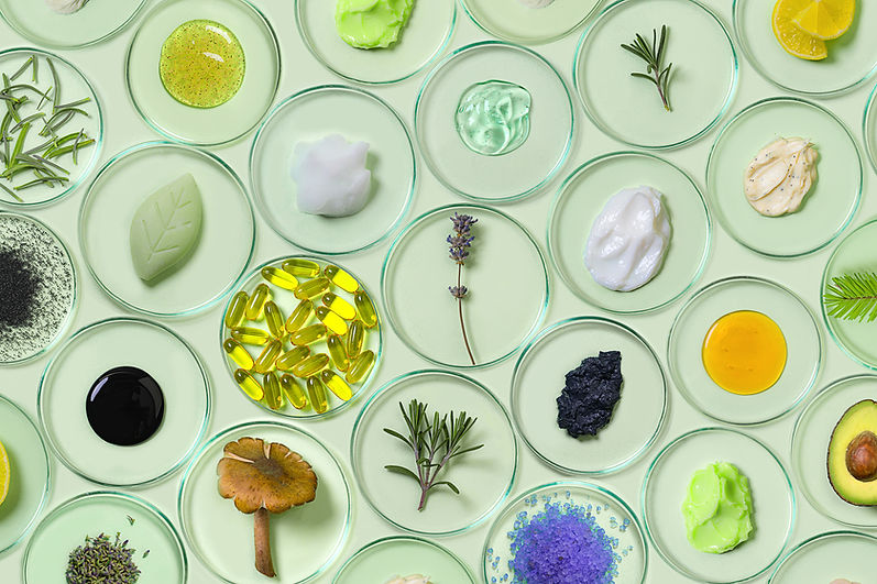 Naturkosmetik in Petrischale