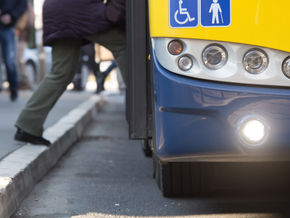 Orari degli autobus di Lisbona del 2025: guida al trasporto pubblico e agli autobus per l'aeroporto