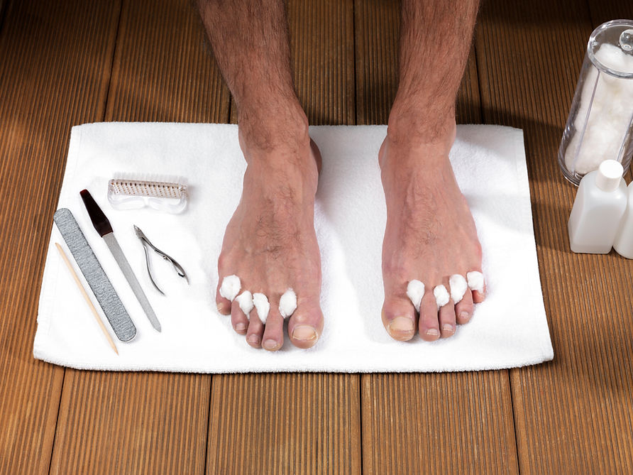 Men's Foot Care In The Beauty Parlour (Pedicure)