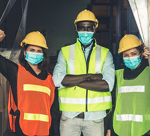 Trabalhadores com Máscaras