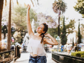 49 yr old woman MS Reduction Case. Dramatic reduction in a 12 year old MS case