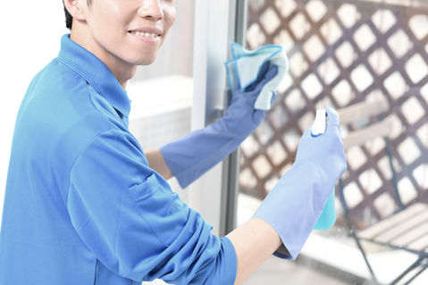 Best Solution for Cleaning Windows