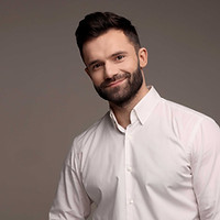 Photoshoot of a person with beard
