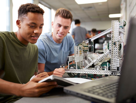 Students Collaborating on Robotics