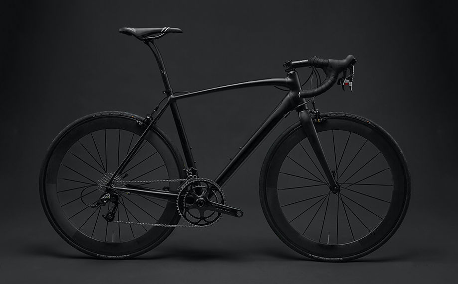 Vélo de route noir