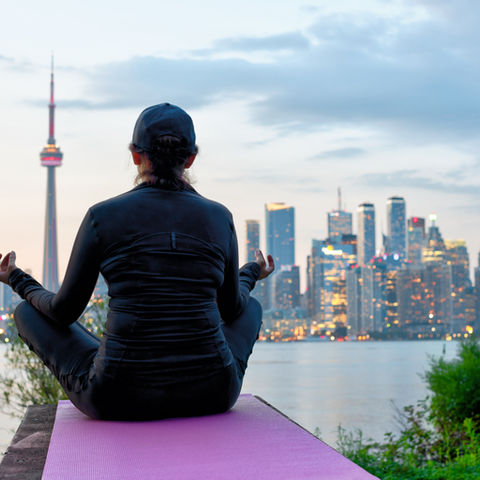 Exploring the Path of Inner Stillness: Meditation Techniques for Mindfulness and Peace