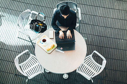 仕事の合間のランチタイム