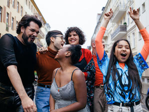 【補助金】ソフトバンク・チャリティスマイル第10回(最終)「安心して社会に巣立とう」応援助成