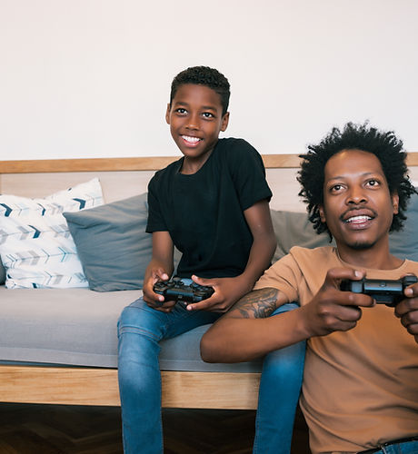 Happy Gamer Family