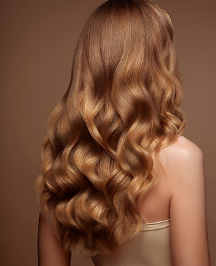 Cabelo ondulado loiro