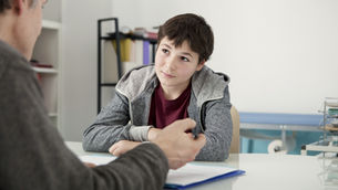 ADHS: Ursache, Symptome, Behandlung