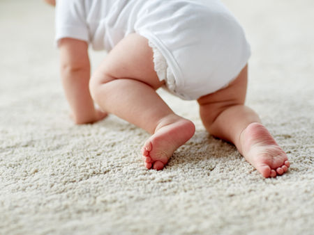 よちよち歩き。