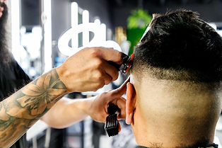 Coupe de cheveux en cours