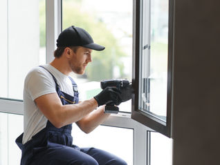The Importance of Professional Window Repairs for Your Home’s Energy Efficiency