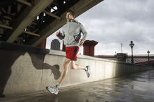 Baru Mau Mulai Lari? Wajib Tahu Dulu 5 Hal yang Harus Dihindari Biar Nggak Cedera!