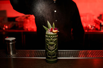 Rum Tiki Cocktails