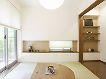 自然光の差し込む部屋