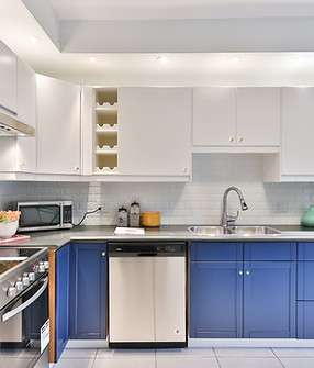 Brightly Lit Kitchen