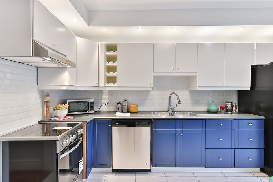 Brightly Lit Kitchen
