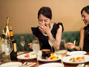 Fine dining etiquette, fancy dinner table manners, doctors in Business Journal