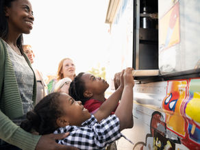 A mom raising her children to be intuitive eaters