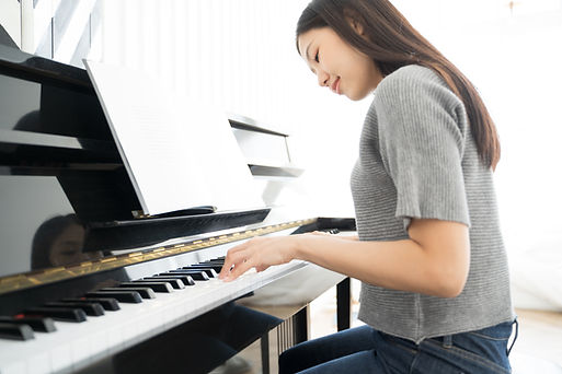 札幌市豊平区月寒東ピアノ教室|大人ピアノレッスンの様子
