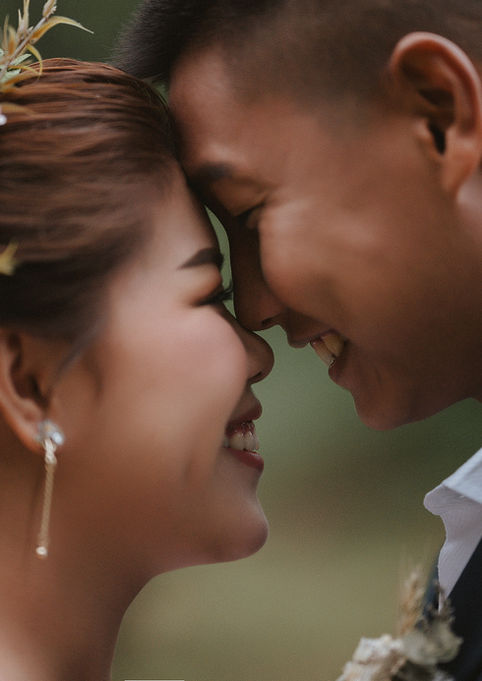 Wedding Photography by Blake Ferguson showcases a Happy Couple Touching Foreheads in Ontario, Canada.