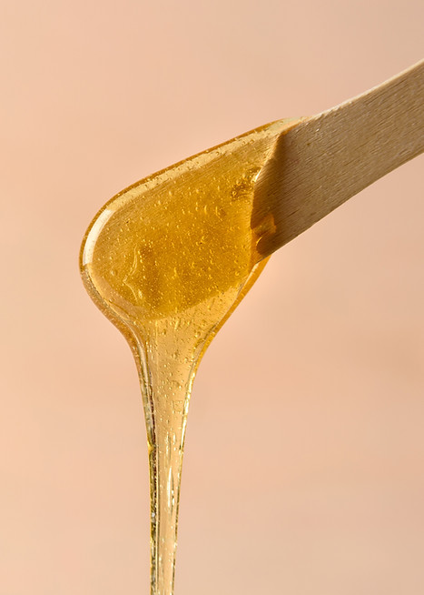 Pauline Dore Institut de Beauté Balma Toulouse épilation cire manucure russe vernis semi permanent réhaussement de cils sourcils mais et pieds esthéticienne