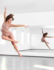 Modern Dance Leap