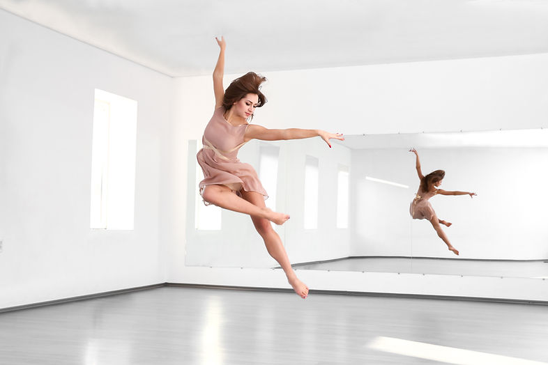 Modern Dance Leap