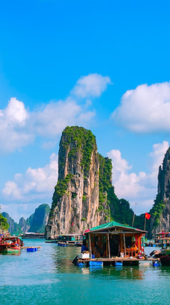 Làng nổi ở Vịnh Hạ Long, Việt Nam