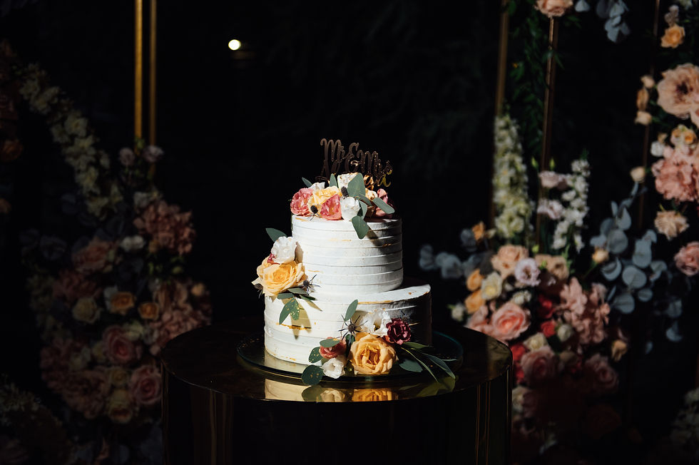 Elegante pastel de bodas