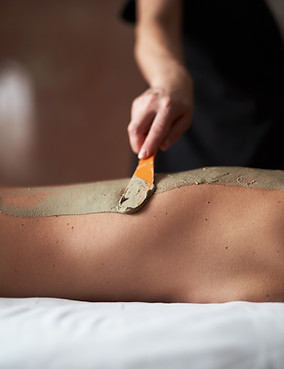 Spa Back Mud Treatment