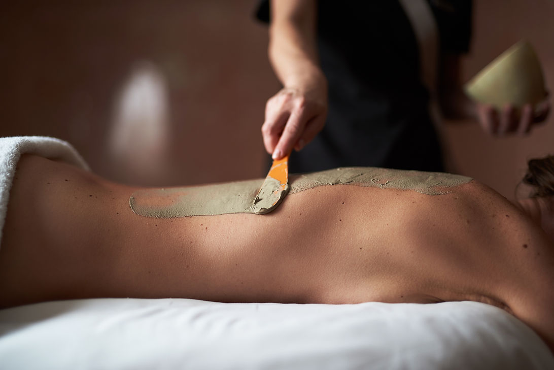 Spa Back Mud Treatment