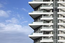 Mehrstöckiges Mehrfamilienhaus
