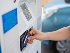 Empréstimo pelo site ou aplicativo do banco? Conheça as vantagens e desvantagens dessa contratação