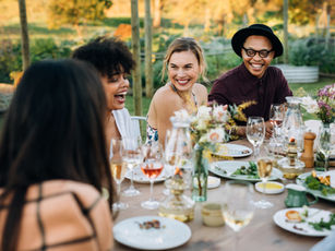 Dinner Party and Wine Etiquette 101: What to Bring as a Guest and Prepare for as a Host